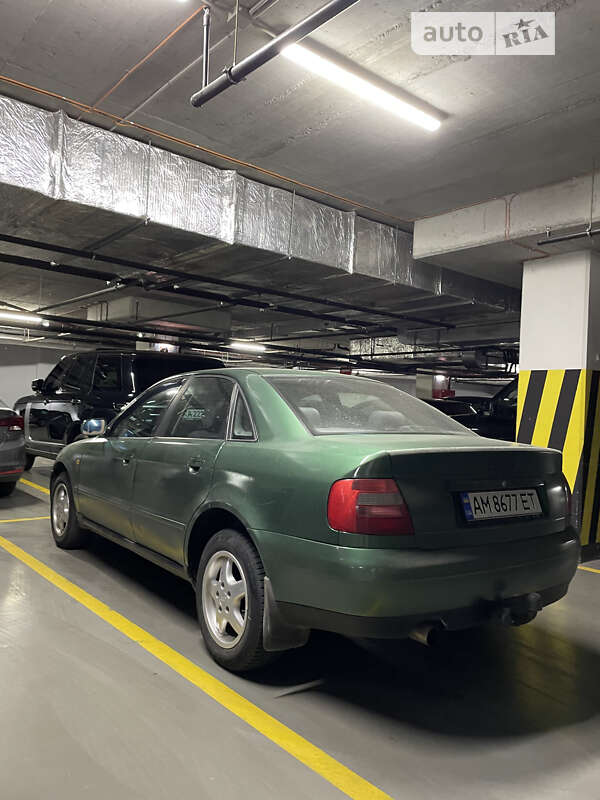 Седан Audi A4 1999 в Житомире