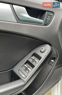 Седан Audi A4 2014 в Василькове
