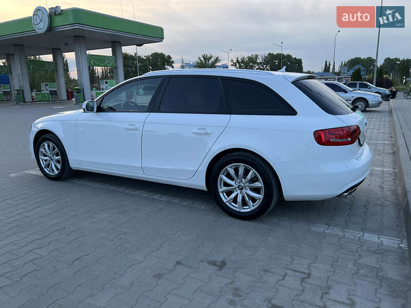 Универсал Audi A4 2015 в Каменец-Подольском