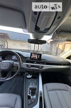 Универсал Audi A4 2016 в Мукачево