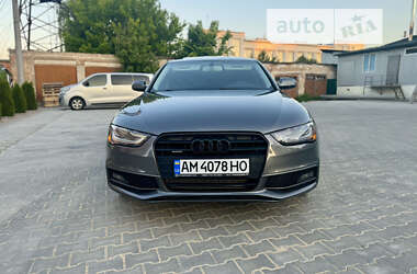 Седан Audi A4 2014 в Житомире