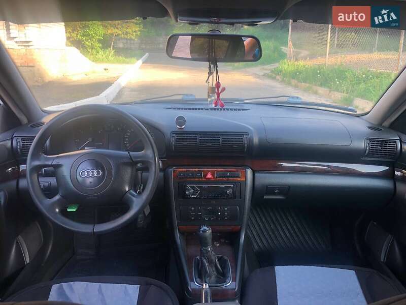Универсал Audi A4 2001 в Львове