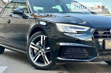 Седан Audi A4 2017 в Киеве