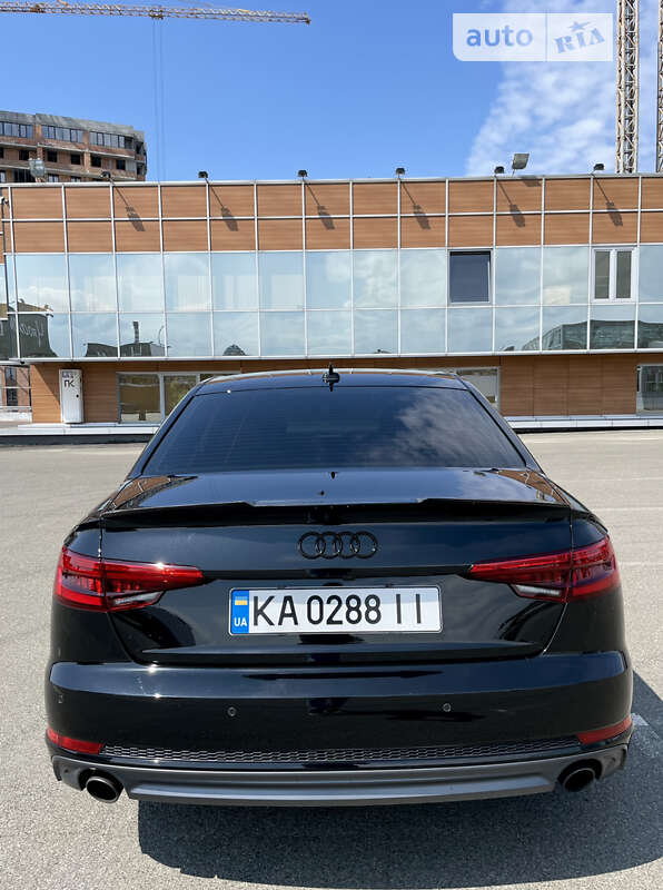 Седан Audi A4 2016 в Хмельницком