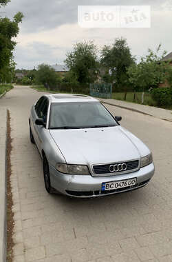 Седан Audi A4 1997 в Рудки