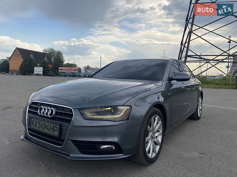 Седан Audi A4 2012 в Харькове