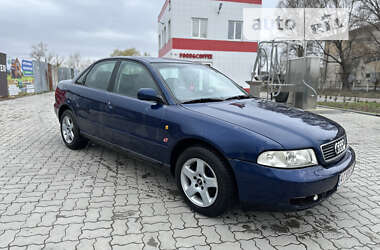 Седан Audi A4 1998 в Калуше