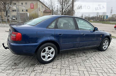 Седан Audi A4 1998 в Калуше