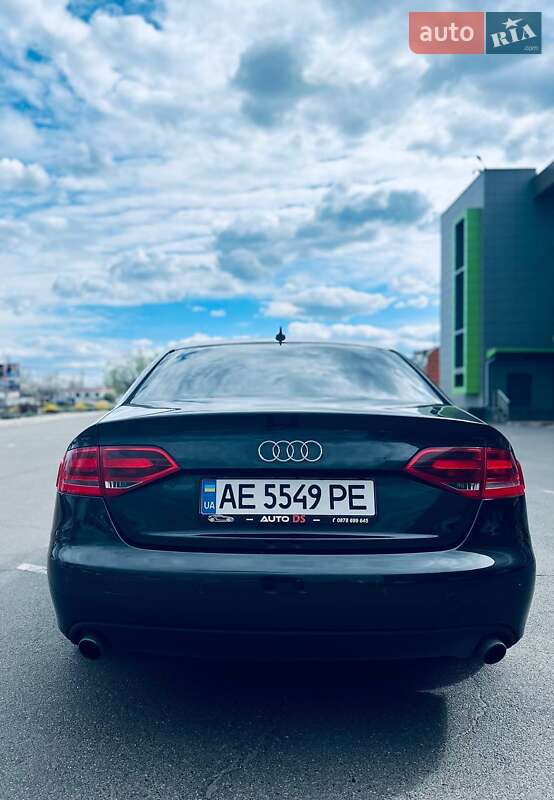 Седан Audi A4 2008 в Кривом Роге