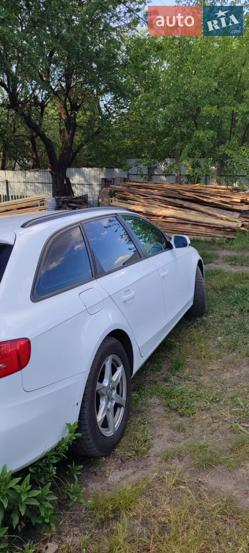 2010 Audi A4 - мініатюра 3