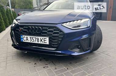 Седан Audi A4 2021 в Черкасах