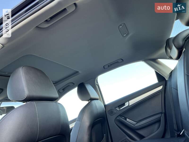 Седан Audi A4 2013 в Киеве