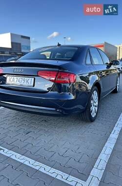 Седан Audi A4 2013 в Киеве