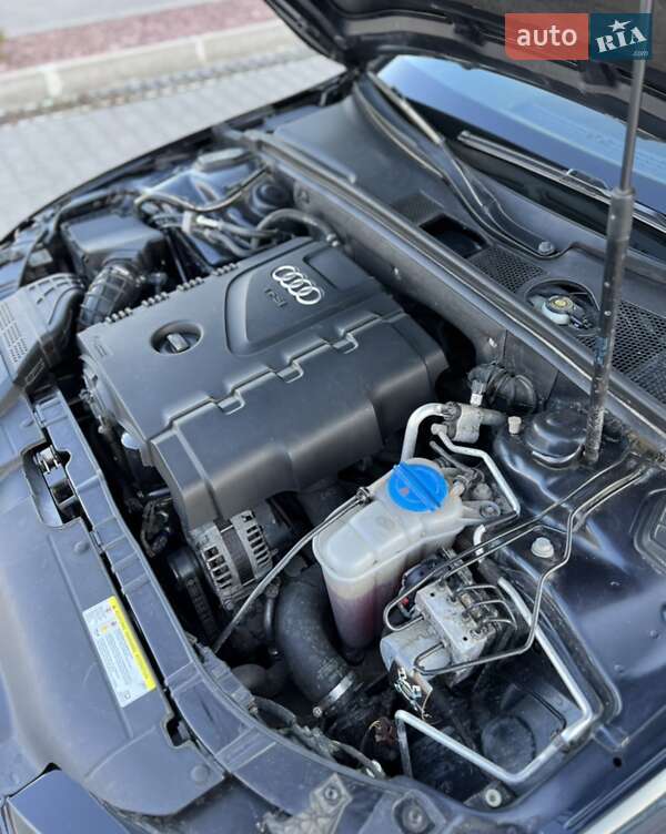Седан Audi A4 2013 в Киеве