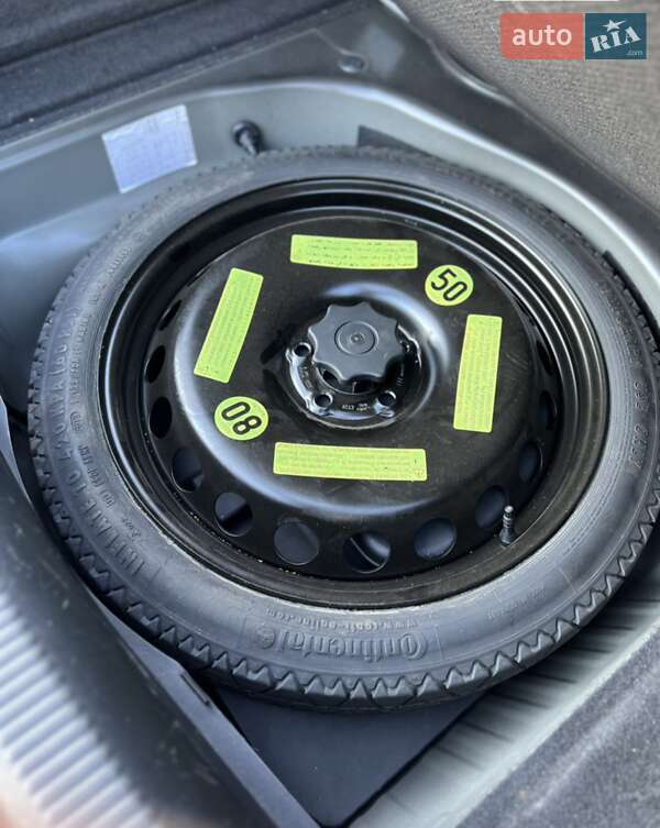 Седан Audi A4 2013 в Киеве фото 29 Седан Audi A4 2013 в Киеве