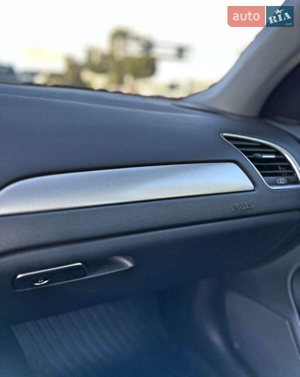Седан Audi A4 2013 в Киеве