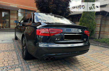 Седан Audi A4 2012 в 