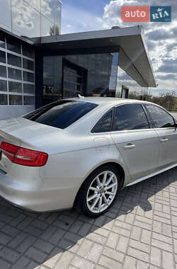 Седан Audi A4 2013 в Запорожье