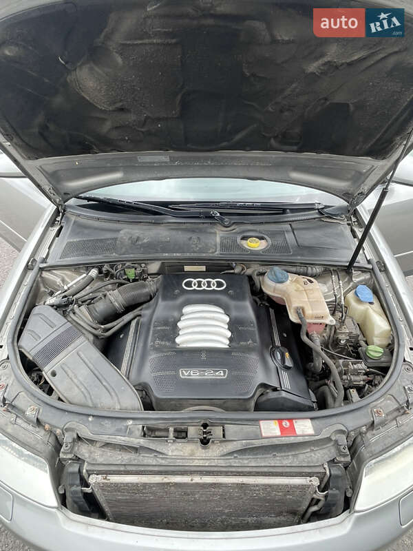 Универсал Audi A4 2003 в Любомле