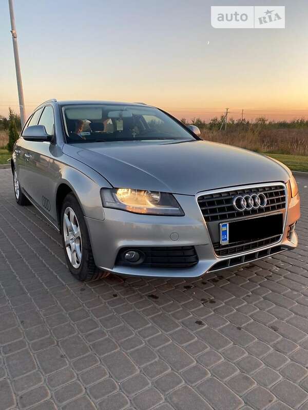 Универсал Audi A4 2009 в Чернигове