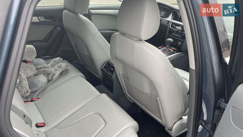 Седан Audi A4 2015 в Киеве