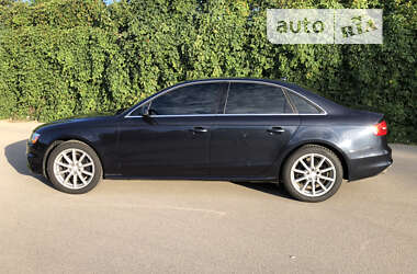 Седан Audi A4 2014 в Дніпрі