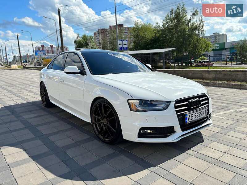 Седан Audi A4 2014 в Вінниці