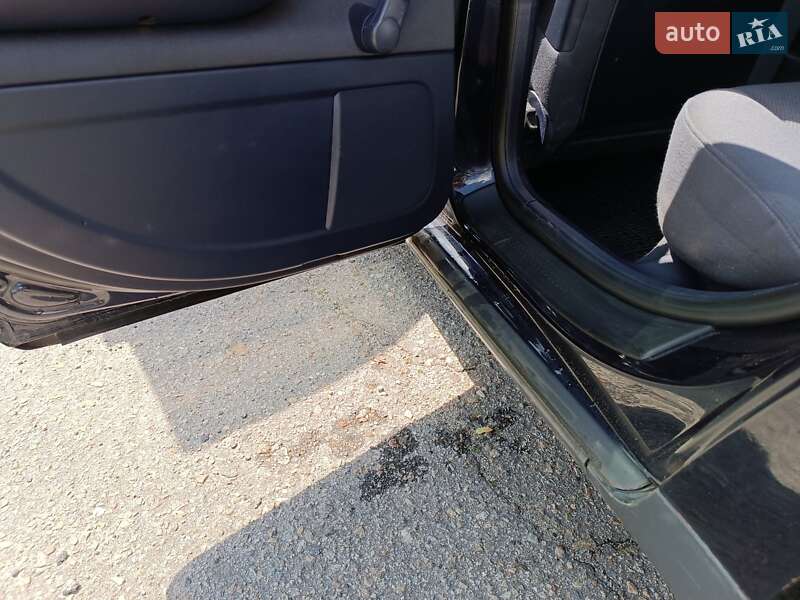 Седан Audi A4 2002 в Балаклее