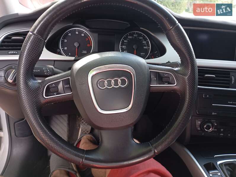 Седан Audi A4 2010 в Нововолынске фото 5 Седан Audi A4 2010 в Нововолынске