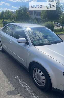 Седан Audi A4 2001 в Киеве