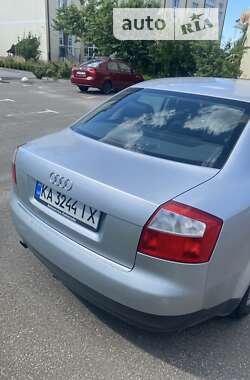 Седан Audi A4 2001 в Киеве