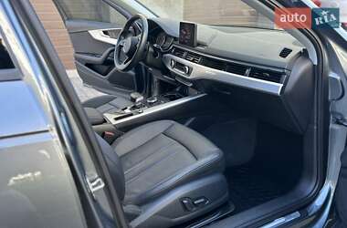 Седан Audi A4 2016 в 