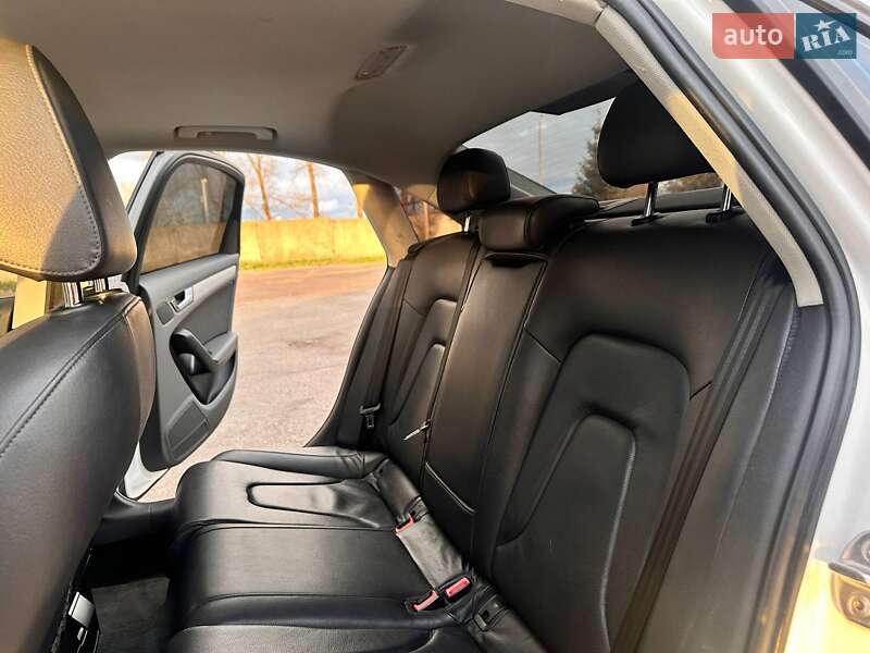 Седан Audi A4 2012 в Черняхове фото 15 Седан Audi A4 2012 в Черняхове