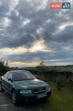 Седан Audi A4 2000 в Житомире