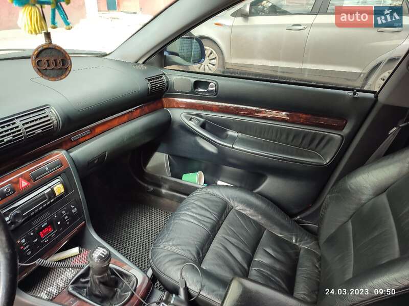Универсал Audi A4 1999 в Житомире