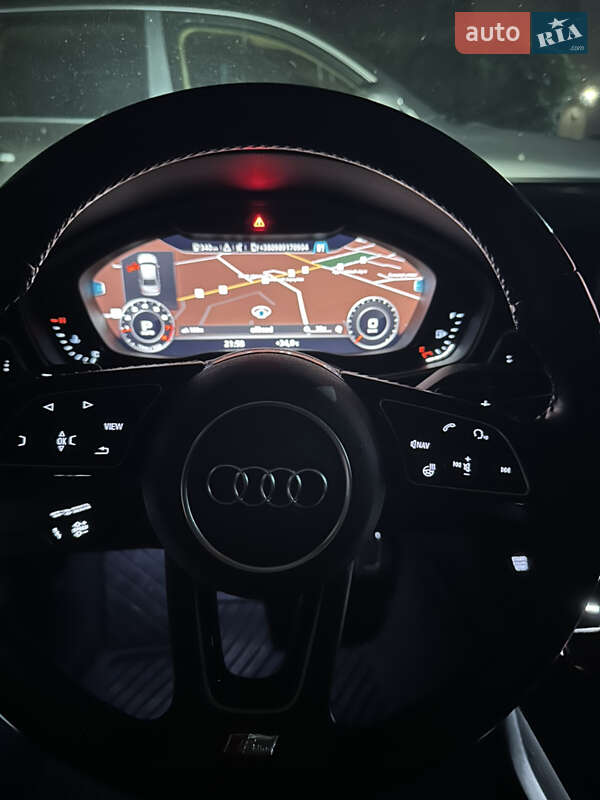 Седан Audi A4 2016 в Днепре