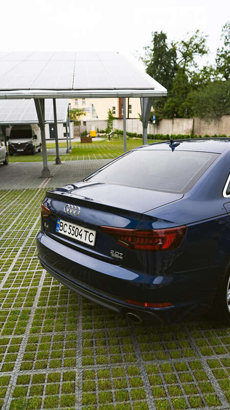 Седан Audi A4 2016 в Львове