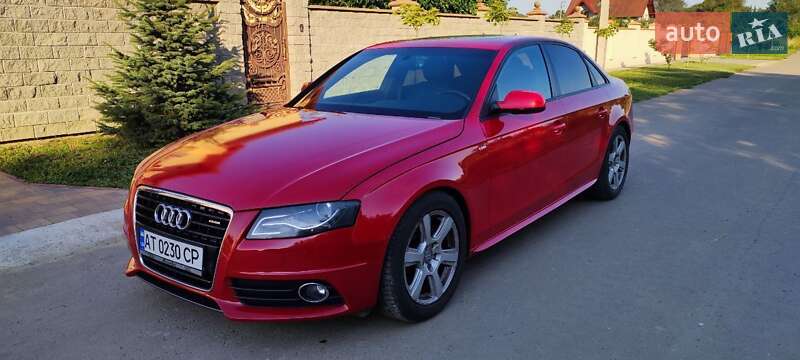 Седан Audi A4 2012 в Ивано-Франковске