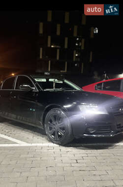 Седан Audi A4 2010 в 
