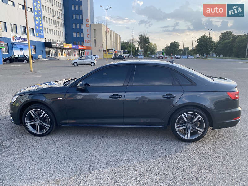 Седан Audi A4 2016 в Харькове