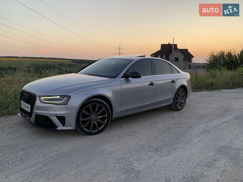 Седан Audi A4 2014 в Днепре