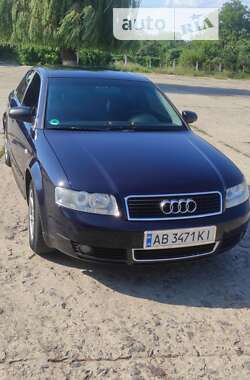 Седан Audi A4 2002 в Ладыжине