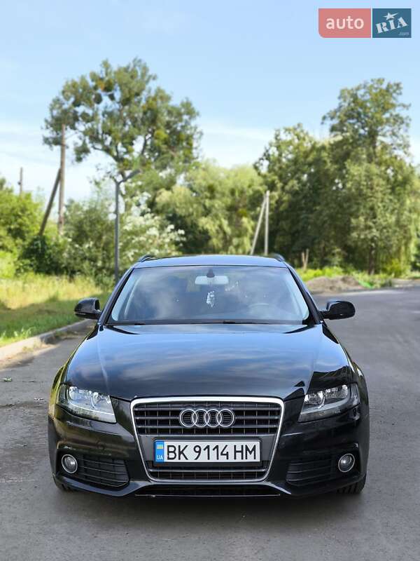 Універсал Audi A4 2011 в Сарнах