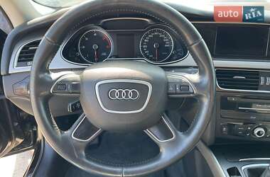 Седан Audi A4 2012 в 