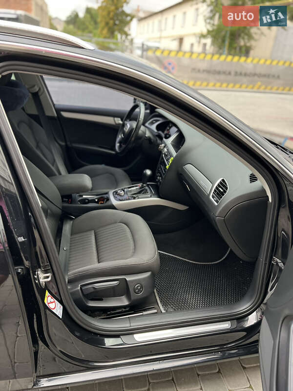 Універсал Audi A4 2011 в Івано-Франківську