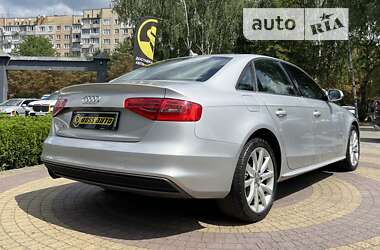 Седан Audi A4 2013 в Львові