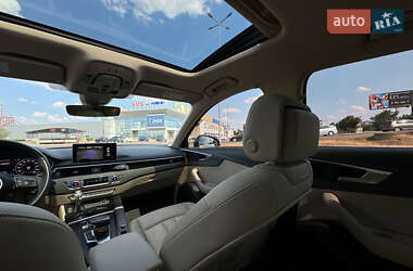 Седан Audi A4 2018 в 