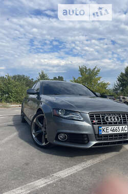 Седан Audi A4 2011 в Кременчуге