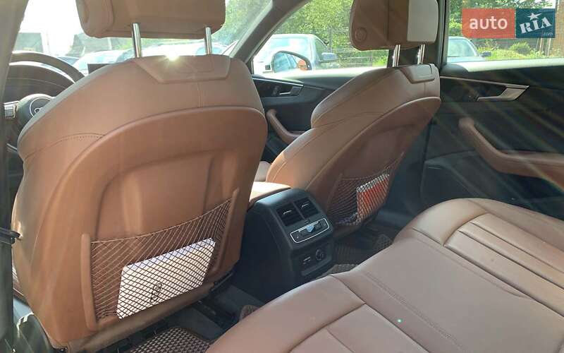 Седан Audi A4 2020 в Коломые