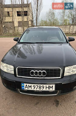 Седан Audi A4 2002 в 